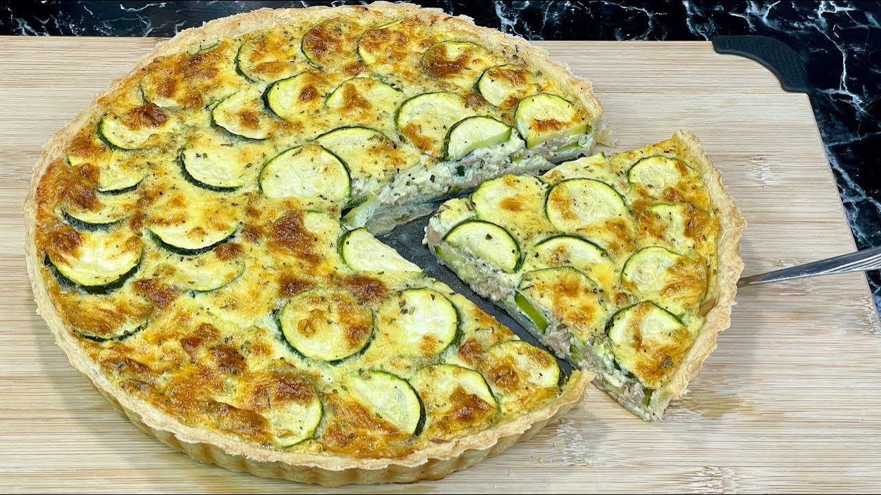VOUS AVEZ 2 COURGETTES ? 🥒 Faites cette délicieuse quiche en QUELQUES MINUTES👩🏻‍🍳